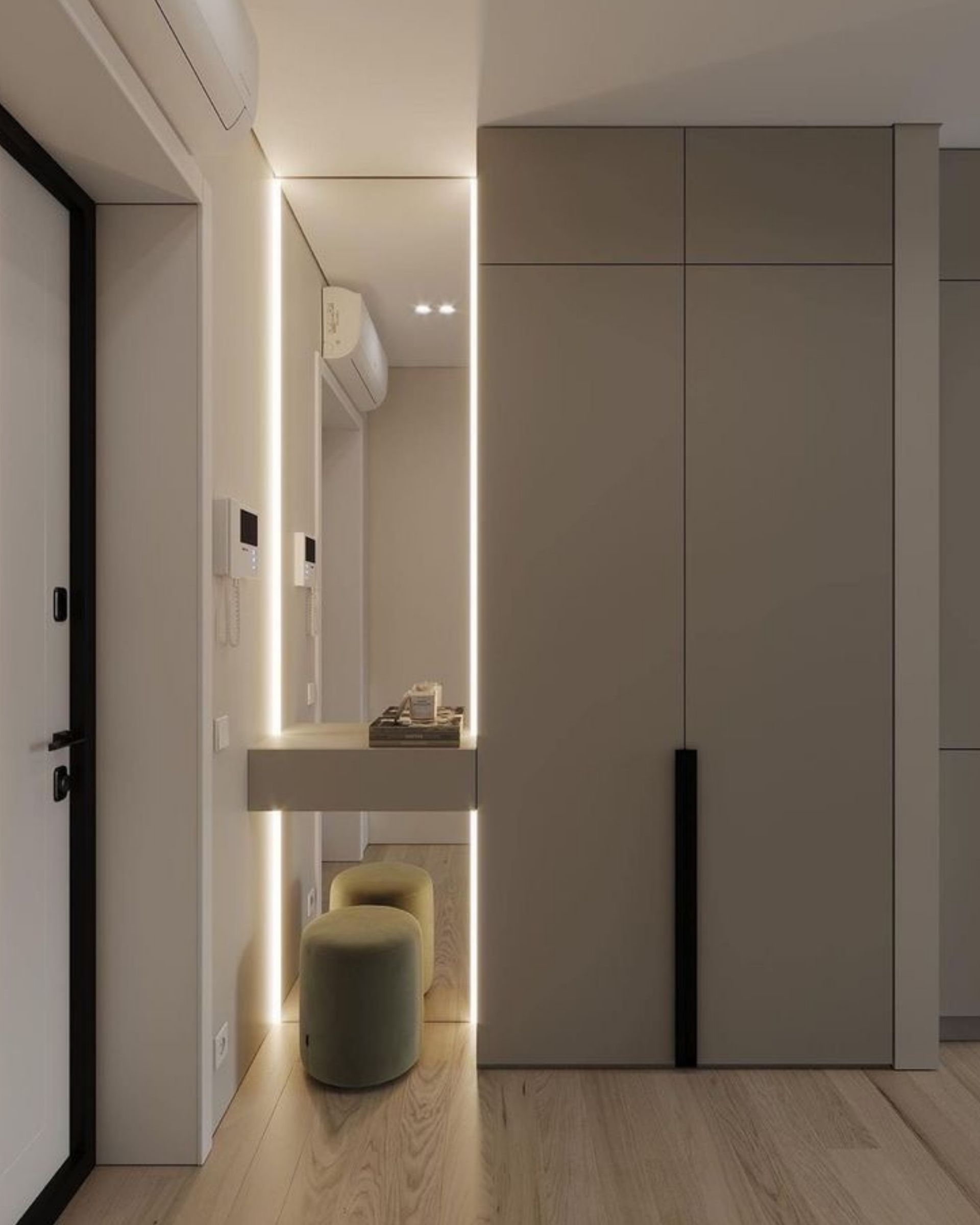 Шафа в передпокій, ЖК Orange City — 3,8 м²